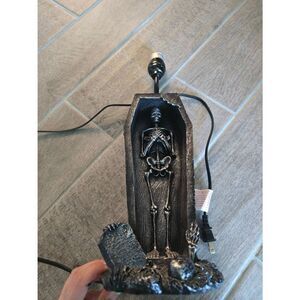 World of Wonder Shadows of‎ Twilight Skeleton Gothic Halloween Lamp